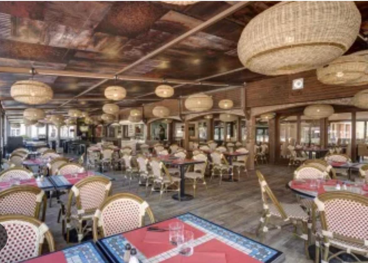 Camping Oasis Village พูเชต์-ซูราร์ช็องส์ ภายนอก รูปภาพ