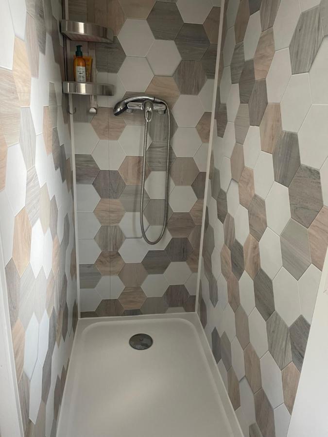 Camping Oasis Village พูเชต์-ซูราร์ช็องส์ ภายนอก รูปภาพ